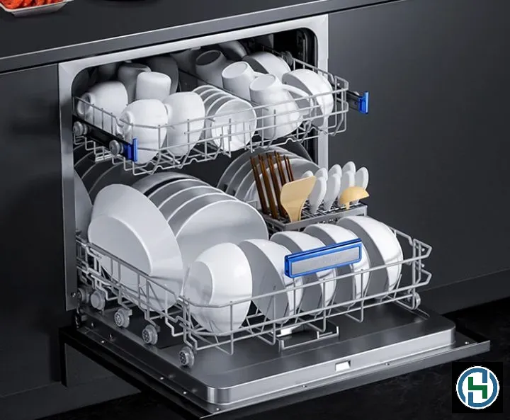 Sắp xếp bát đĩa đúng cách giúp máy hoạt động hiệu quả và tiết kiệm nước tối đa
