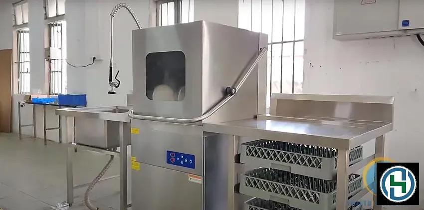 he-thong-rack-may-rua-chen Nguồn cung cấp số lượng lớn HCleaner luôn sẵn sàng đáp ứng nhu cầu của các doanh nghiệp