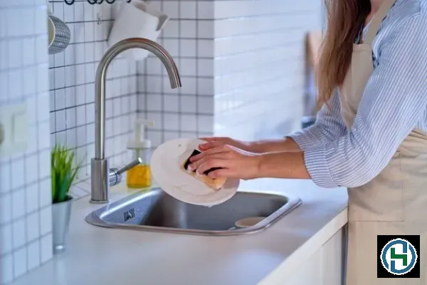 Lựa chọn đúng nước rửa chén giúp bảo vệ đôi tay mềm mại mỗi ngày