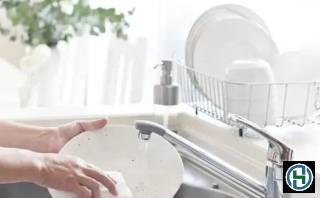 Nước rửa chén HCleaner mang lại vẻ sáng bóng cho gian bếp gia đình